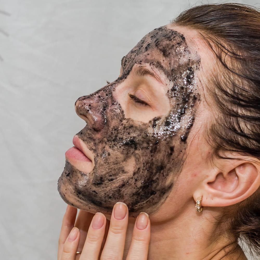 Experience_banner-19-Charcoal_Face_scrub.jpg